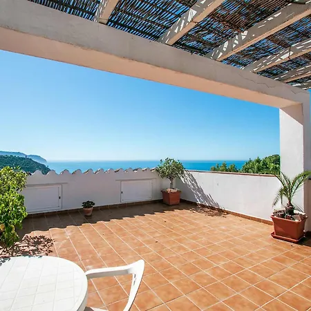 Casa Yoli Maro